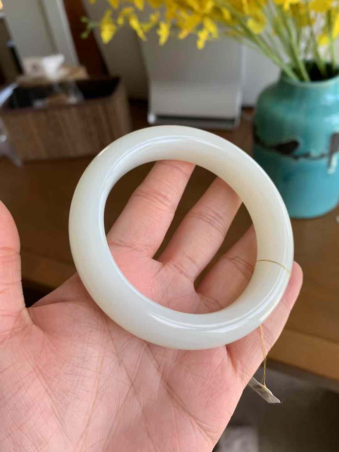 【新货编号7712】59.5大圈口宽版俄料羊脂白玉手镯 Hetian Jade Bangle Size 59.5